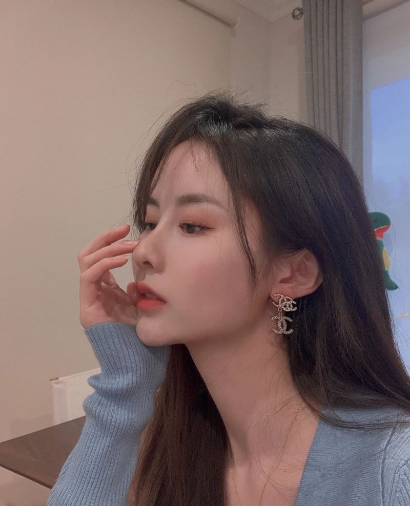Ch**el earrings